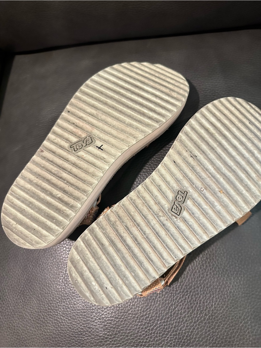 Teva Sandals Arivaca Aviles Tan Platform Sport Shoes Outdoor Pattern Size 9 - Picture 12 of 16